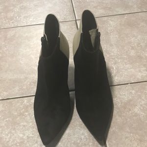 narciso Rodriguez pointed toe booties